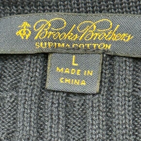 BROOKS BROTHERS V-NECK CABLE KNIT SWEATER WITH SHIMMER TRIM. NAVY BLUE - Picture 3 of 3